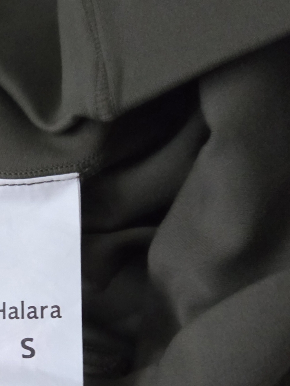 Halara Softlyzero Shorts - Picture 3 of 4